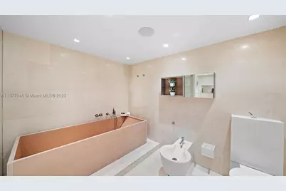 101 20th #3909, Miami Beach, FL 33139 - Photo 48