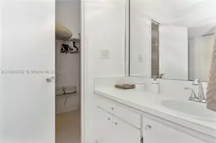 100 Lincoln, Miami Beach, FL 33139 - Photo 12