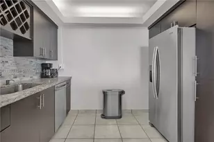 5401 Collins, Miami Beach, FL 33140 - Photo 26