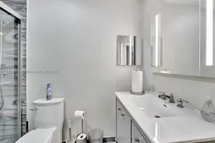 4716 University, Coral Gables, FL 33146 - Photo 18