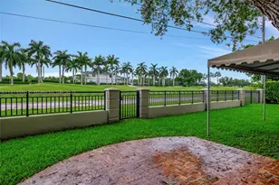 4716 University, Coral Gables, FL 33146 - Photo 22