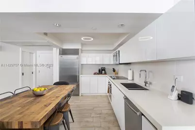 102 24th #1013, Miami Beach, FL 33139 - Photo 8