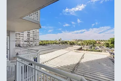 18051 Biscayne #304, Aventura, FL 33160 - Photo 38