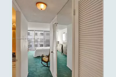 18051 Biscayne #304, Aventura, FL 33160 - Photo 32