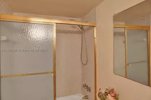 18051 Biscayne, Aventura, FL 33160 - Photo 36
