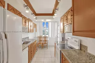 18051 Biscayne, Aventura, FL 33160 - Photo 8