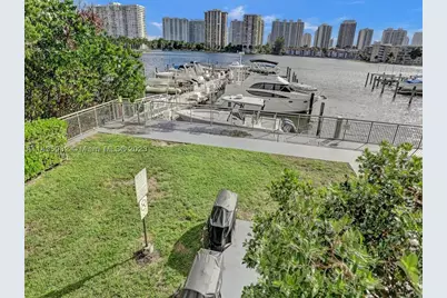 18051 Biscayne #304, Aventura, FL 33160 - Photo 48