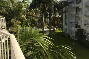 498 NW 165th St, Miami, FL 33169 - Photo 1
