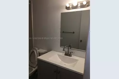498 NW 165th St #D205, Miami, FL 33169 - Photo 6