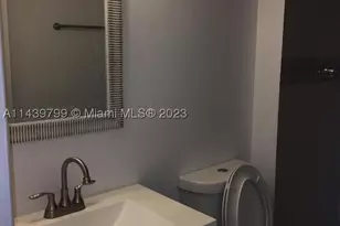 498 NW 165th St, Miami, FL 33169 - Photo 12