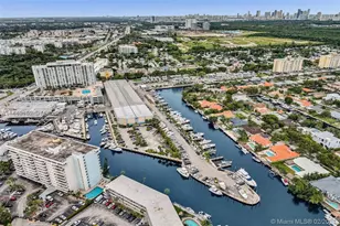 13499 Biscayne, North Miami, FL 33181 - Photo 2