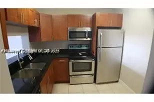 496 NW 165th St, Miami, FL 33169 - Photo 4