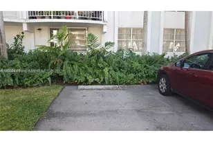 496 NW 165th St, Miami, FL 33169 - Photo 22