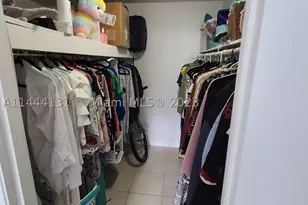 496 NW 165th St, Miami, FL 33169 - Photo 14