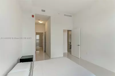 7825 NW 107th #816, Doral, FL 33178 - Photo 14