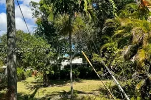 821 NE 120th, Biscayne Park, FL 33161 - Photo 4