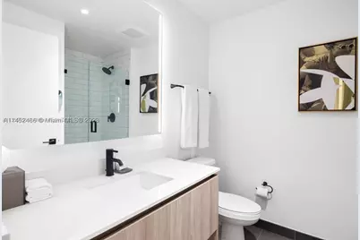 398 NE 5th #1614, Miami, FL 33132 - Photo 14
