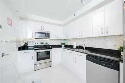 3801 S Ocean #7O, Hollywood, FL 33019 - Photo 14
