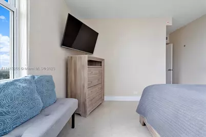 5601 Collins #1514, Miami Beach, FL 33140 - Photo 30