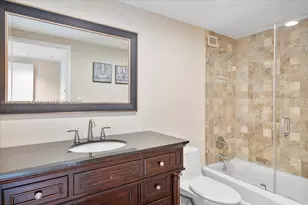 5601 Collins, Miami Beach, FL 33140 - Photo 36