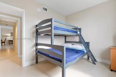 5601 Collins #1514, Miami Beach, FL 33140 - Photo 28