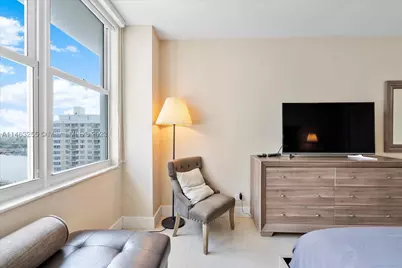 5601 Collins #1514, Miami Beach, FL 33140 - Photo 34
