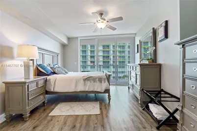 1750 N Bayshore #1405, Miami, FL 33132 - Photo 6