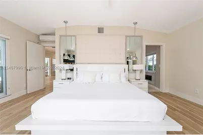 2500 NE 199th, Miami, FL 33180 - Photo 24