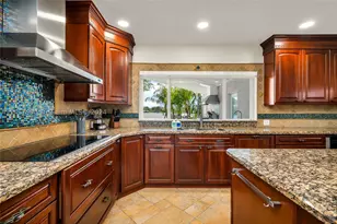 2500 NE 199th, Miami, FL 33180 - Photo 14