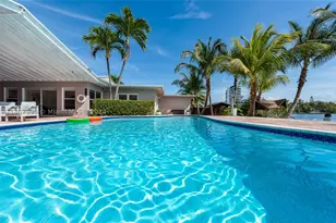 2500 NE 199th, Miami, FL 33180 - Photo 56