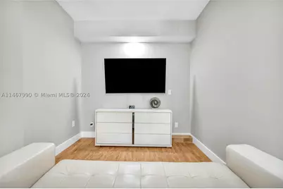 2500 NE 199th, Miami, FL 33180 - Photo 34