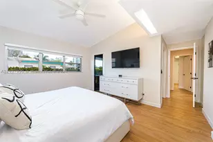2500 NE 199th, Miami, FL 33180 - Photo 46