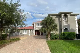 1759 SE 46th, Cape Coral, FL 33904 - Photo 4