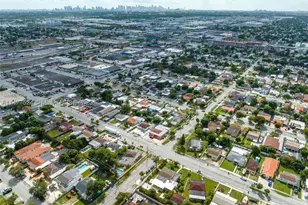 901 E 32nd, Hialeah, FL 33013 - Photo 10