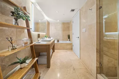 102 24th #1412, Miami Beach, FL 33139 - Photo 4
