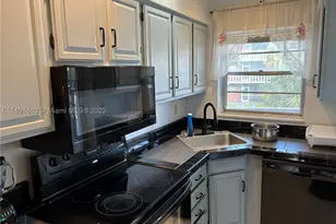 181 NE 14th, Hallandale Beach, FL 33009 - Photo 12