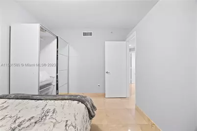 6365 Collins #4106, Miami Beach, FL 33141 - Photo 22