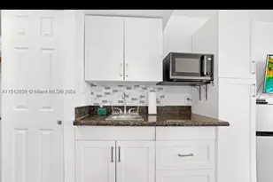 19201 Collins, Sunny Isles Beach, FL 33160 - Photo 4
