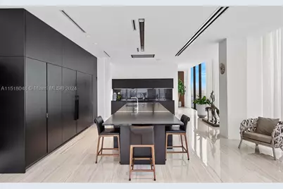 1000 Biscayne #5501, Miami, FL 33132 - Photo 6
