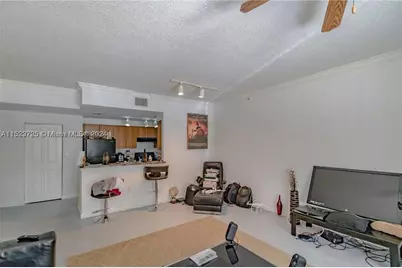 5860 W Sample #104, Coral Springs, FL 33067 - Photo 6