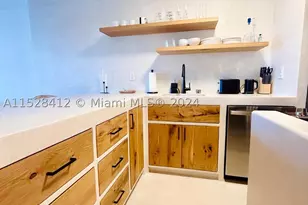 100 Lincoln, Miami Beach, FL 33139 - Photo 4