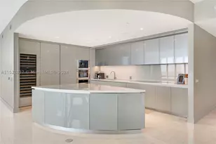 18975 Collins, Sunny Isles Beach, FL 33160 - Photo 6
