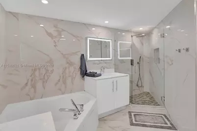 16699 Collins #2209, Sunny Isles Beach, FL 33160 - Photo 20