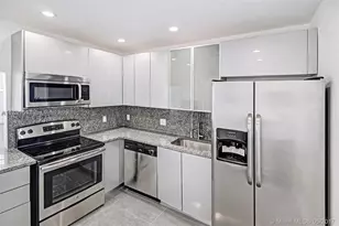 2801 NE 183rd, Aventura, FL 33160 - Photo 4