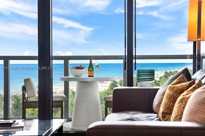 2201 Collins #814, Miami Beach, FL 33139 - Photo 6