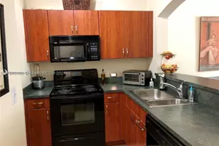 9172 Collins, Surfside, FL 33154 - Photo 2
