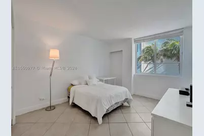 5005 Collins #725, Miami Beach, FL 33140 - Photo 20