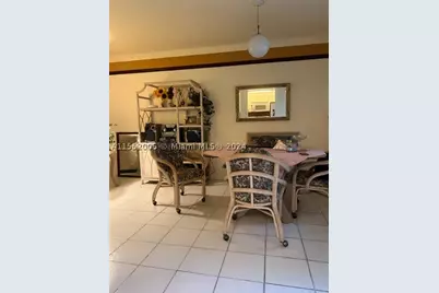 2871 Somerset #218, Lauderdale Lakes, FL 33311 - Photo 8