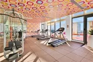 31 SE 6th, Miami, FL 33131 - Photo 22