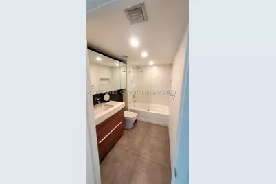 1155 Brickell Bay #2805, Miami, FL 33131 - Photo 2